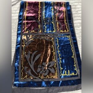 Absolutely Gorgeous Scarf/wrap Vintage 80s silk/Rayon  Blue
